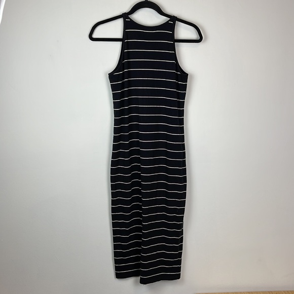 Athleta sun kissed black and white stripe midi dress size small - Picture 7 of 7